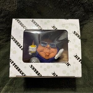 Jitterbugs Susan Newman “Hair Stylist Terry” Figurine 2002 w/ Box Salon Bug